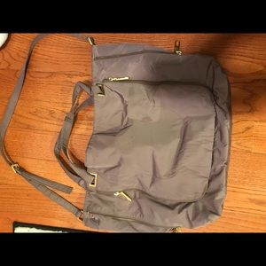 GAP tote (used)